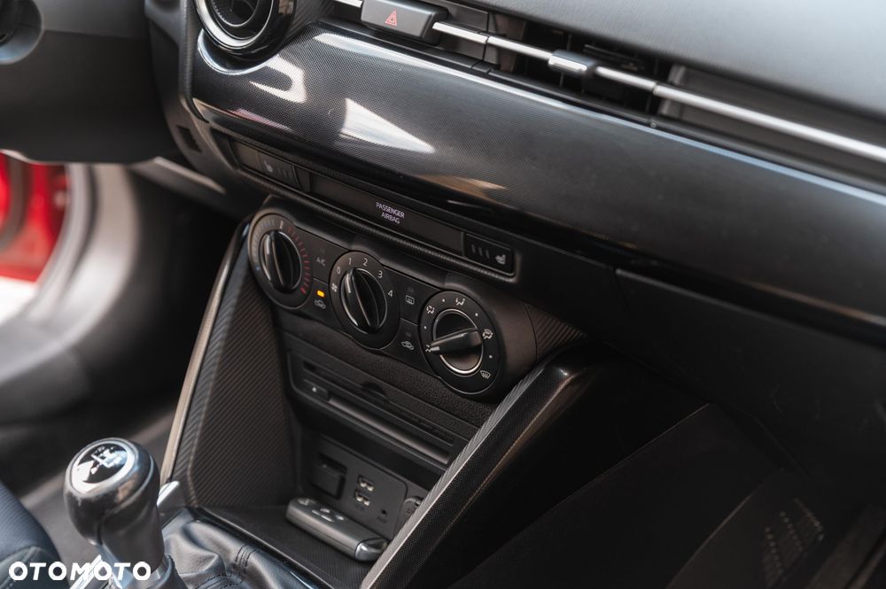 Mazda 2 SKYACTIV-G 90 Red Edition - 22