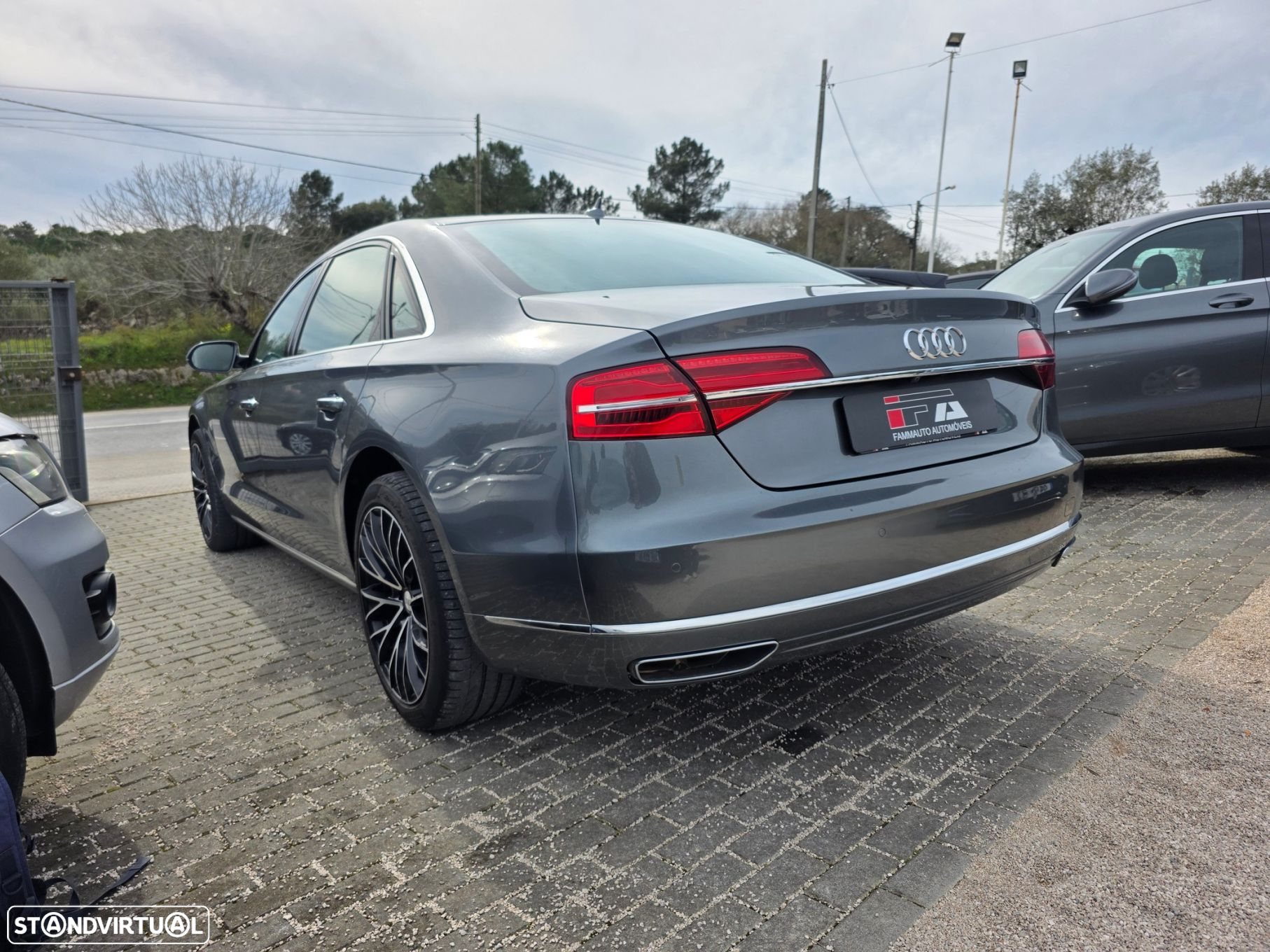 Audi A8 - 5