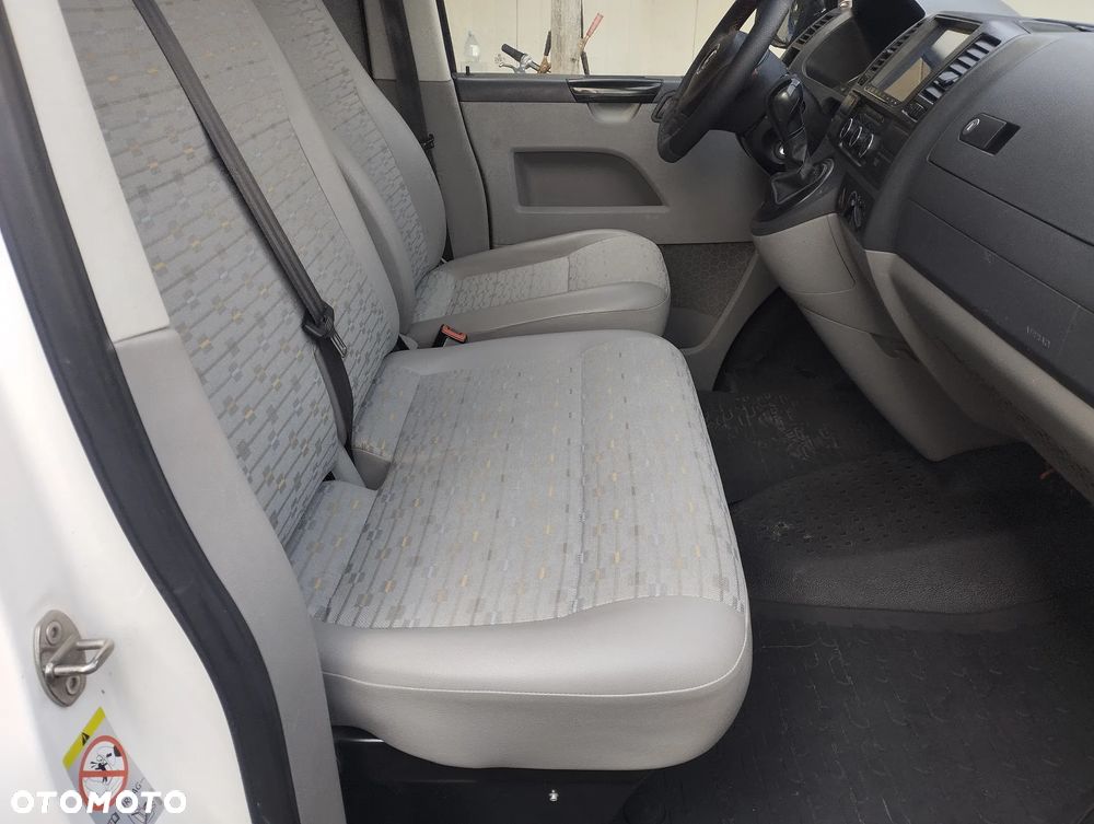 Volkswagen TRANSPORTER T5 - 8