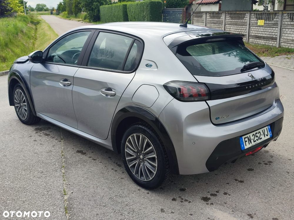 Peugeot 208 Elektromotor 136 Business - 5