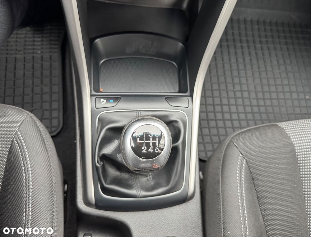 Hyundai i30 1.6 CRDi BlueDrive Comfort - 25