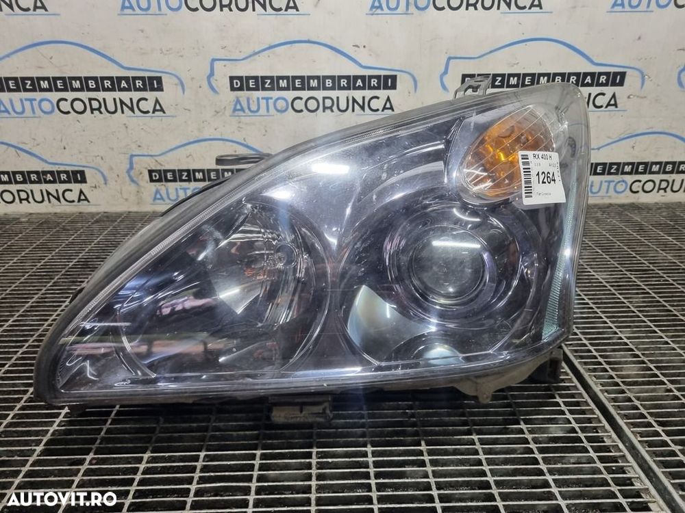 Far Dreapta Lexus RX 400 H 2004 - 2009 SUV 4 Usi (1264) Cu lupă - 1