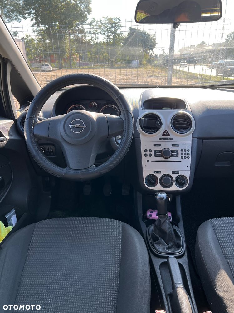 Opel Corsa - 10