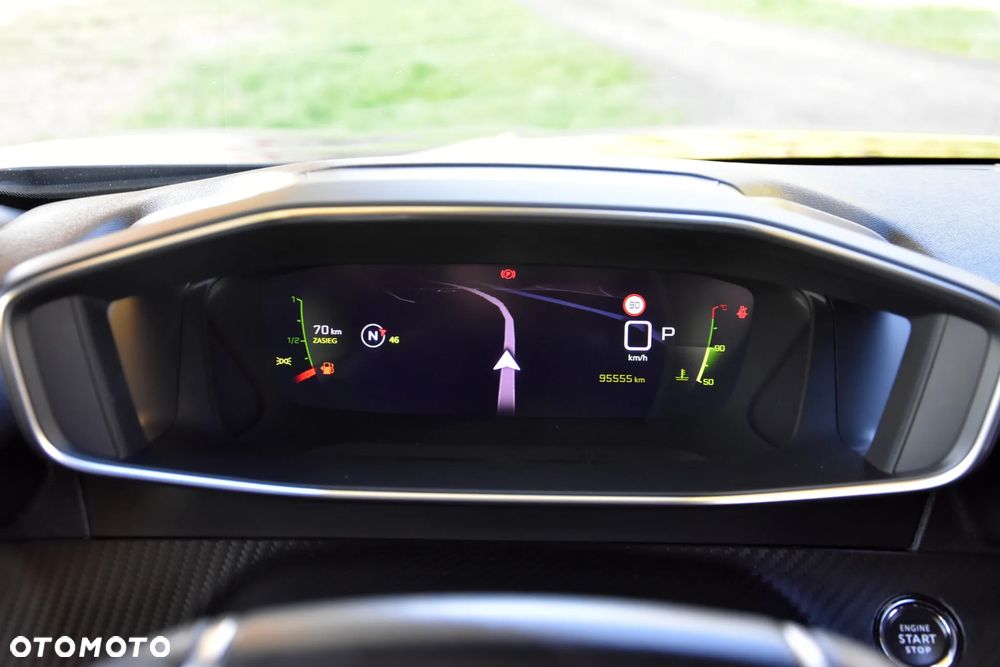 Peugeot 2008 PureTech 130 EAT8 GT - 37