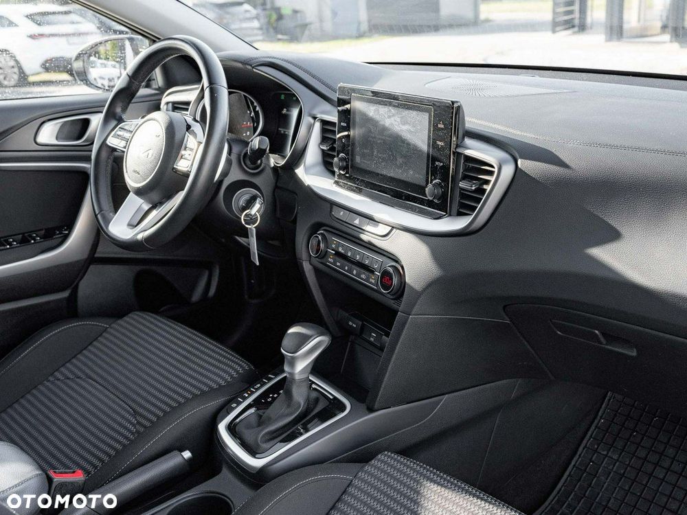 Kia Ceed 1.5 T-GDI M DCT - 30