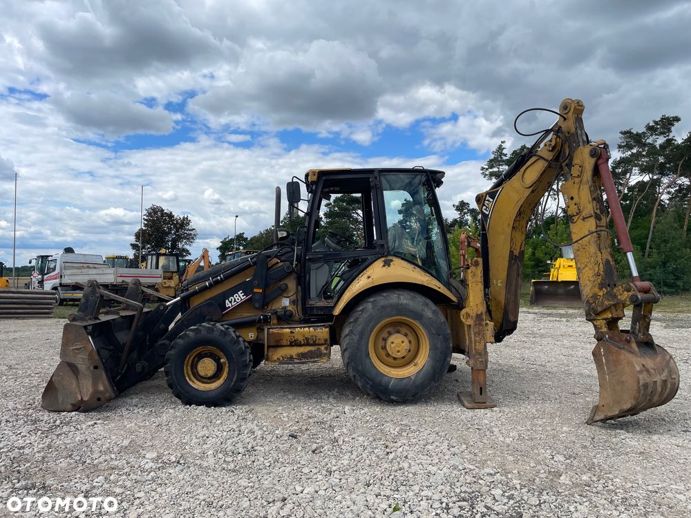 Caterpillar 428E - 2
