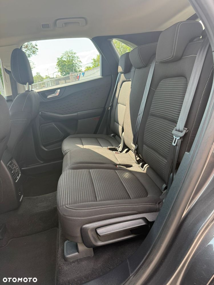 Ford Kuga 2.0 TDCi 4x2 Titanium - 15