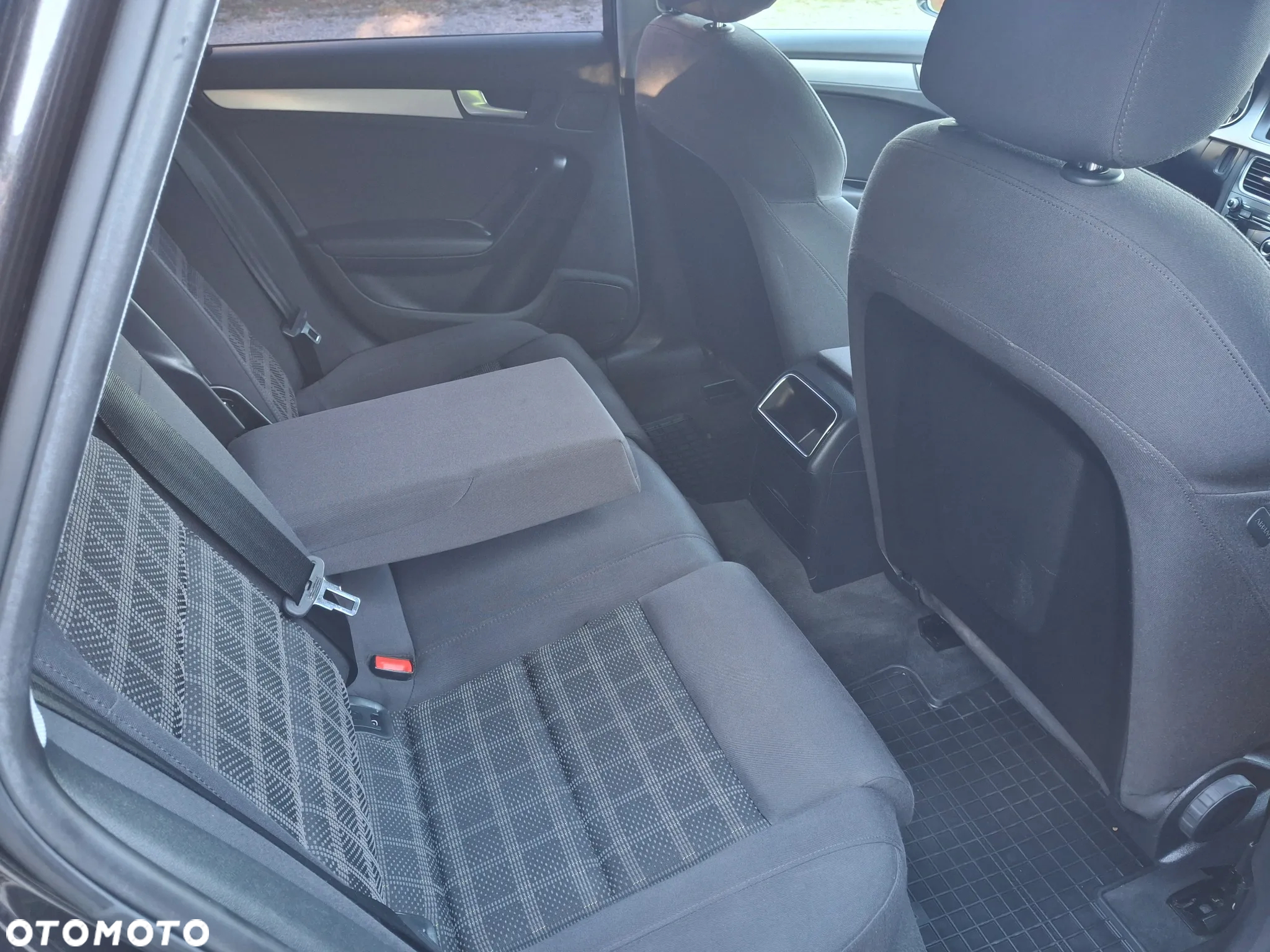 Audi A4 Avant 2.0 TDI DPF quattro Attraction - 20