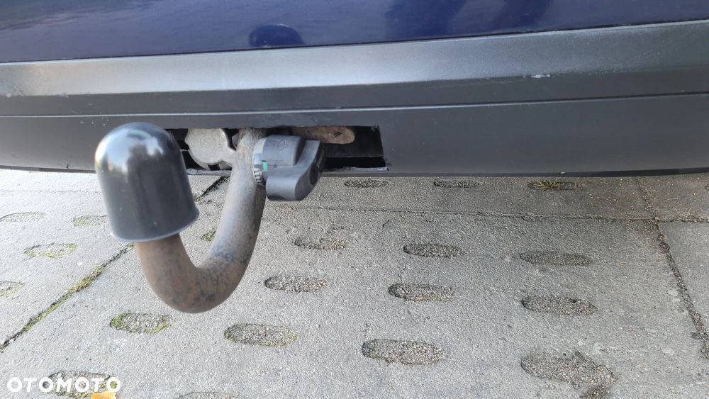 Volkswagen Passat 1.6 TDI DPF BlueMot Comfortline - 27
