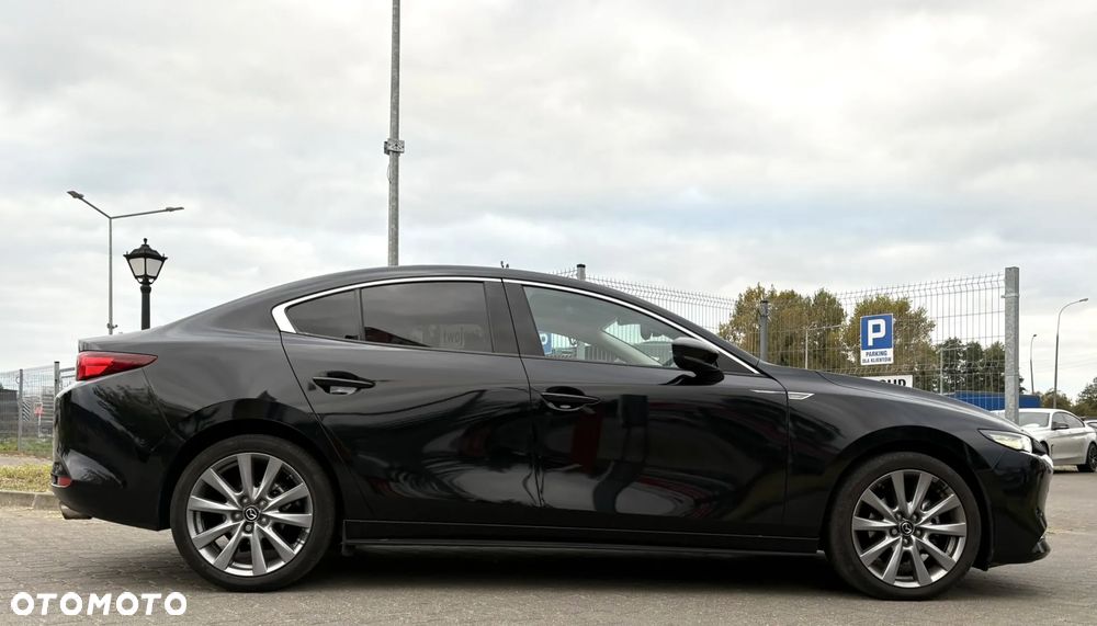 Mazda 3 - 4
