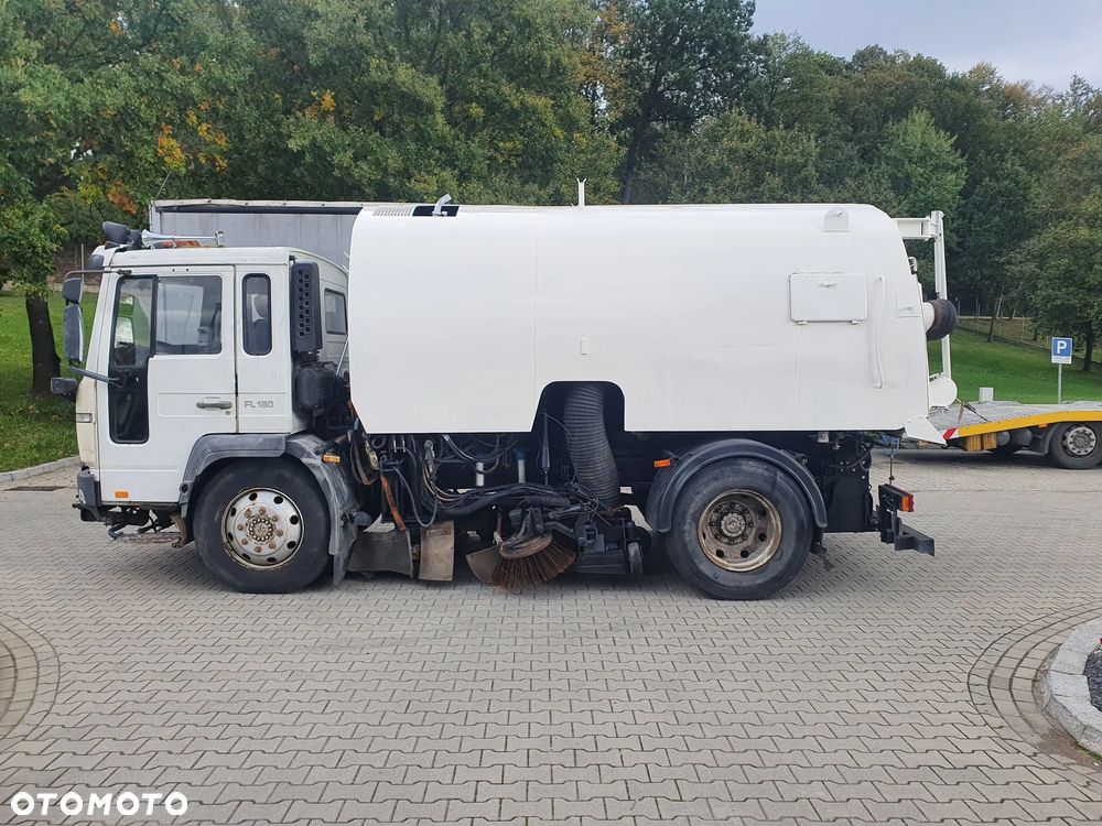 Zabudowa Zamiatarka Shorling 6m3 - 4
