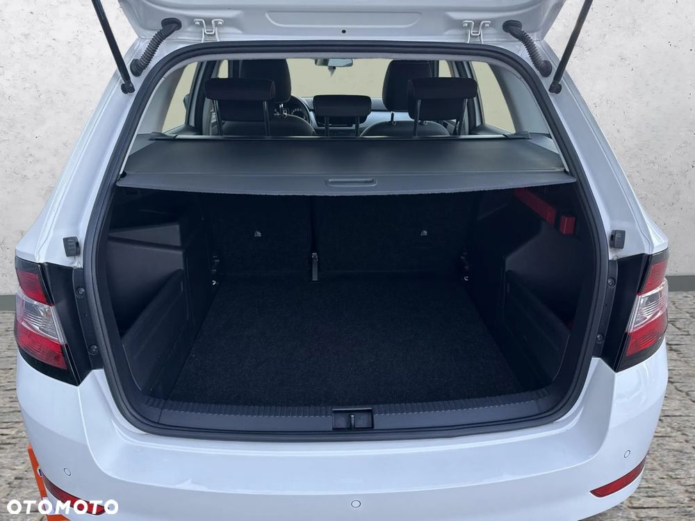 Skoda Fabia 1.0 TSI Ambition - 23