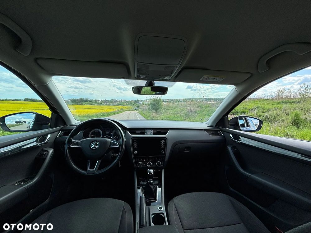 Skoda Octavia 2.0 TDI Style - 9