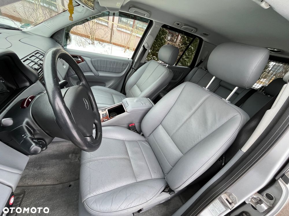 Mercedes-Benz ML - 11