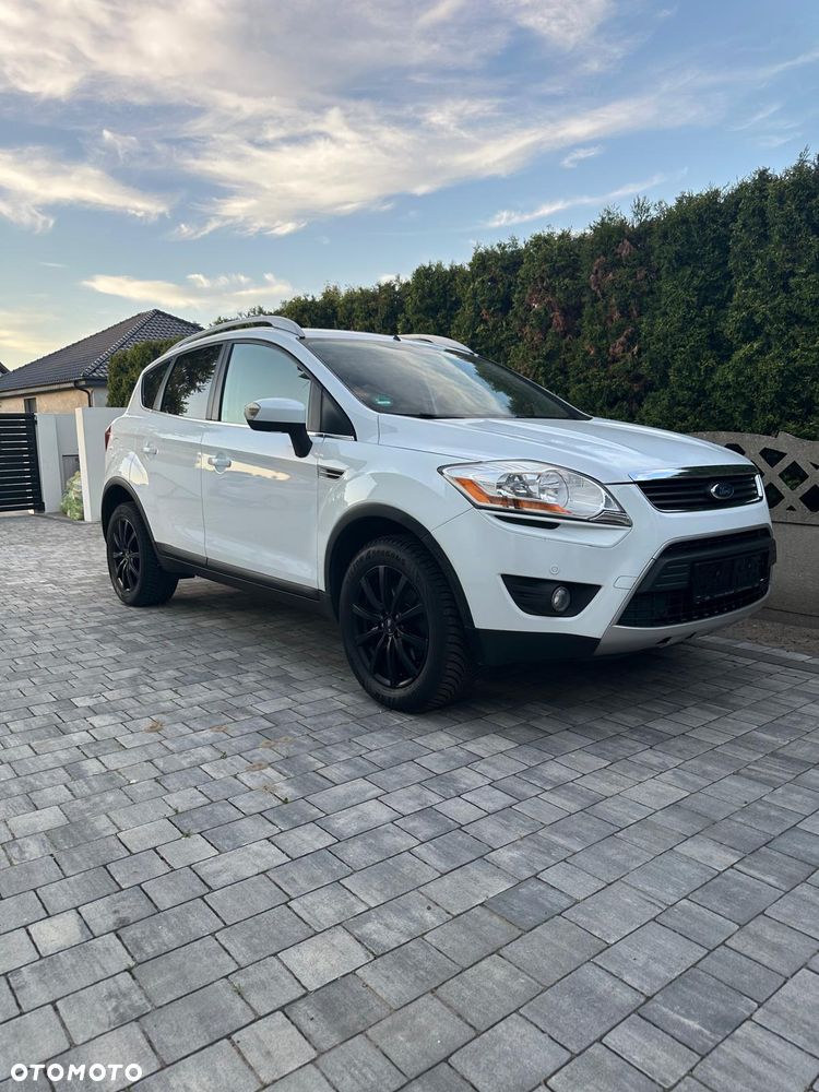 Ford Kuga - 1