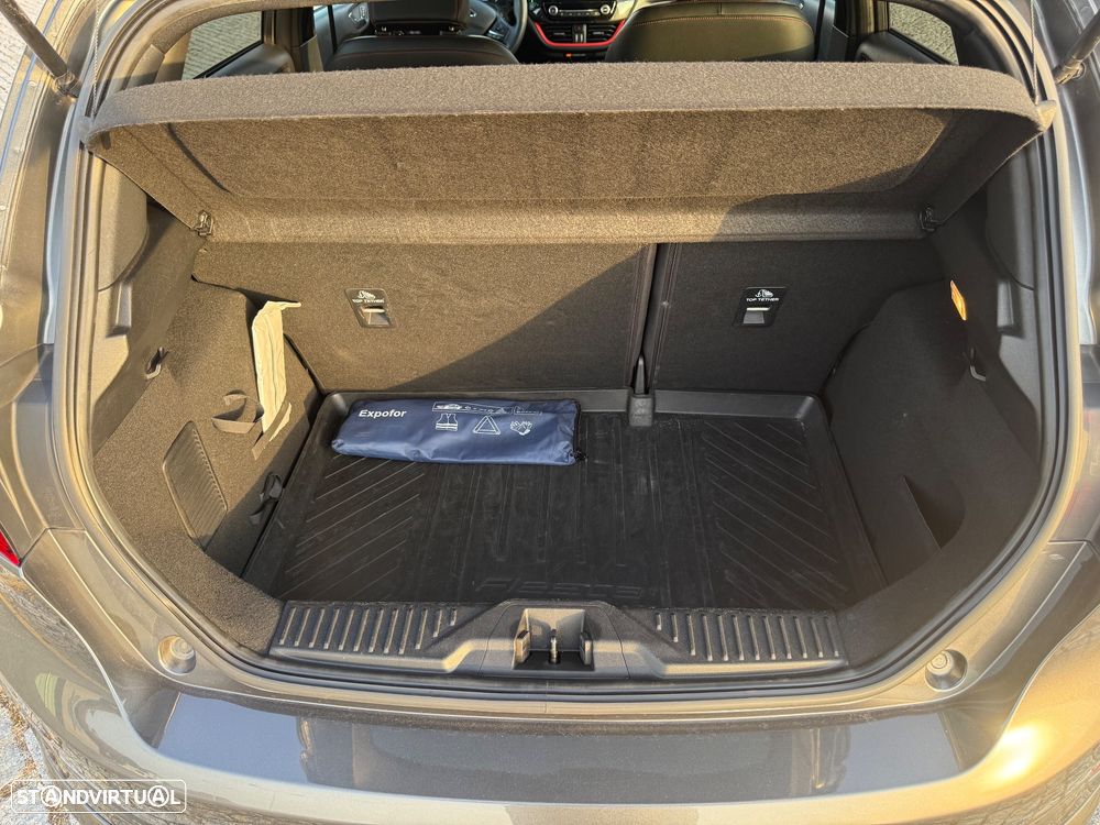 Ford Fiesta 1.0 EcoBoost ST-Line - 45
