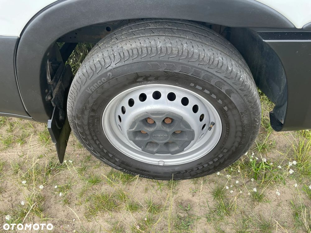 Iveco Daily 35-180 - 11
