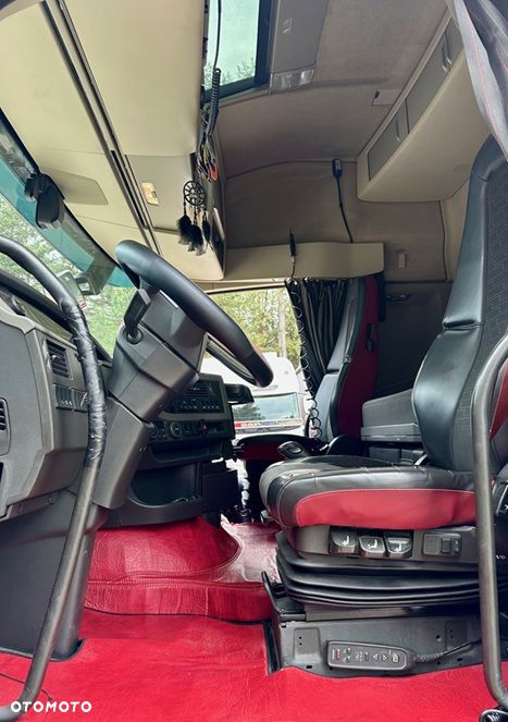 Volvo FH4 500 GLOB XL I-SHIFT IPARCOOL SPOJLERY KLIMA WEBASTO 2xALUTANK LODÓWKA NAVI SKÓRA LOW DECK MEGA EURO 6 2017 ŁADNY - 11
