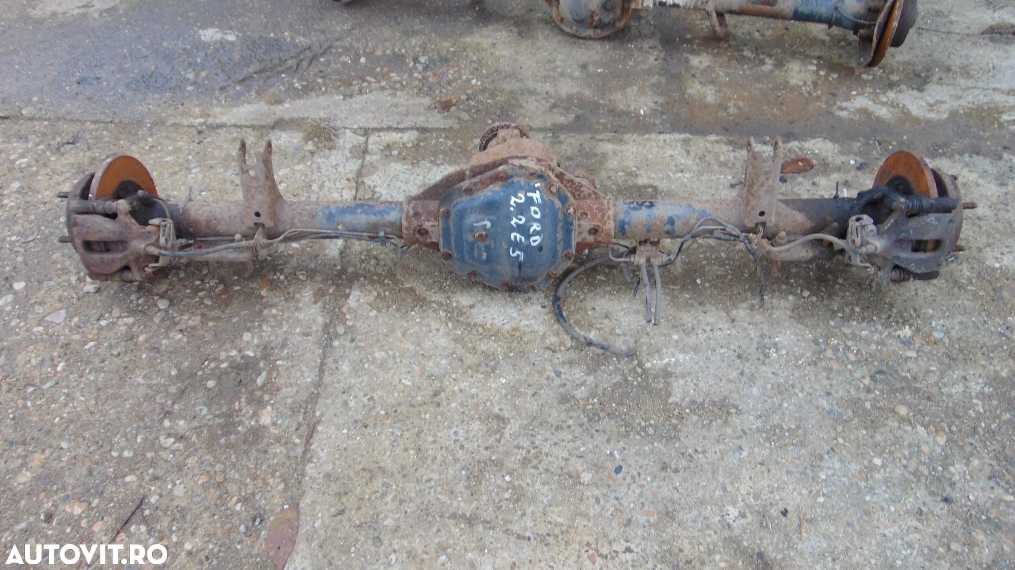 Punte spate Ford Transit 2.2 euro 5 tractiune spate grup planetare stanga dreapta cu fuzete dezmemb - 1