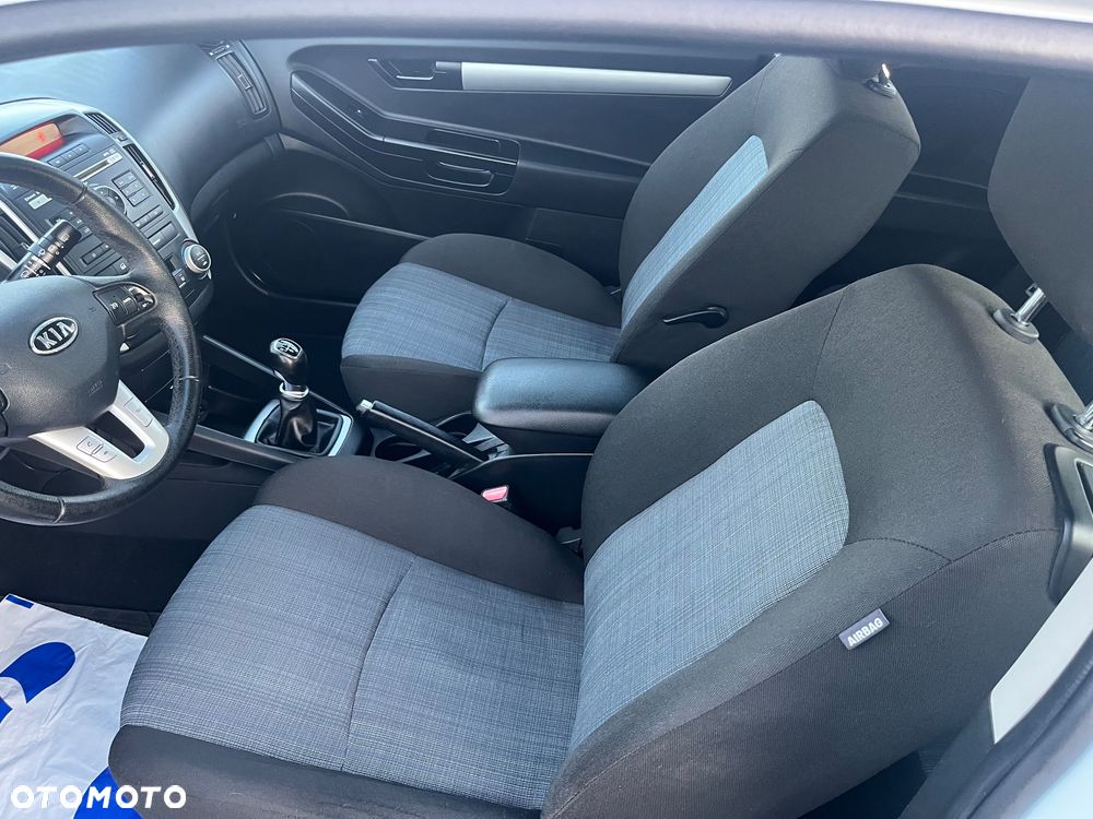 Kia ProCeed 1.4 CVVT Dream-Team Edition - 19