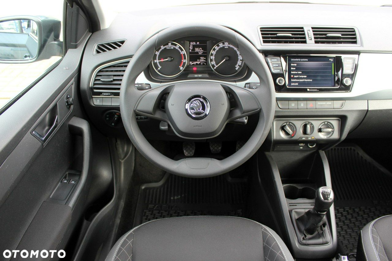 Skoda Fabia 1.0 TSI Ambition - 11
