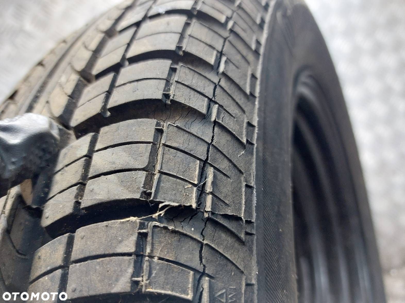 KOŁO ZAPASOWE ZAPAS  VOLVO V40 I 30611206 4x114,3 5Jx15 175/65R15 - 9
