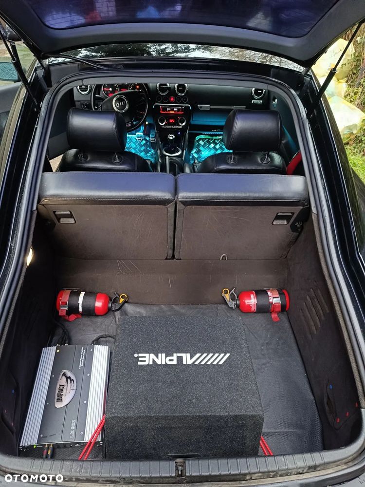 Audi TT Coupé 1.8T - 8