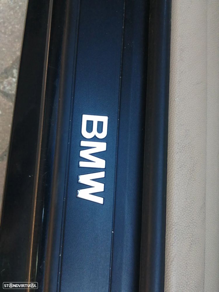 BMW 320 dA - 8