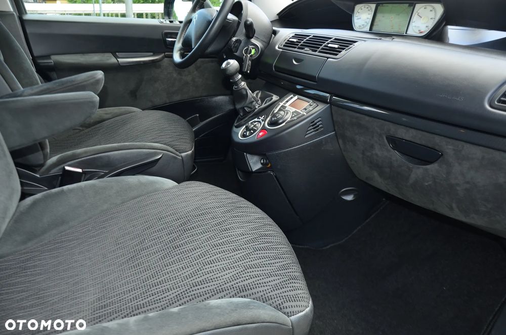 Citroën C8 HDi 165 Exclusive - 24