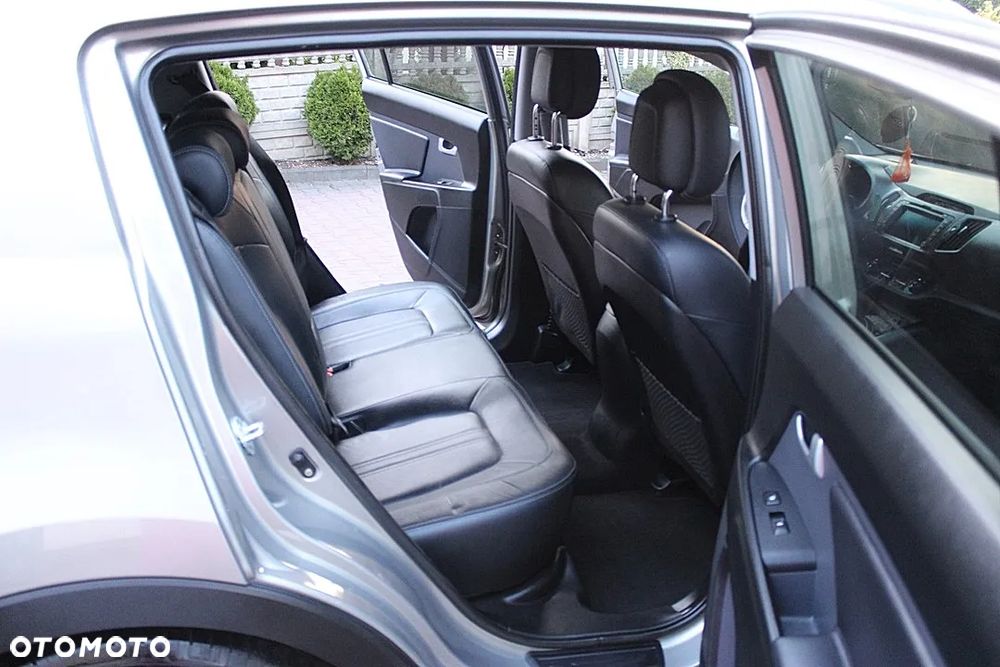 Kia Sportage 2.0 XL 2WD - 13
