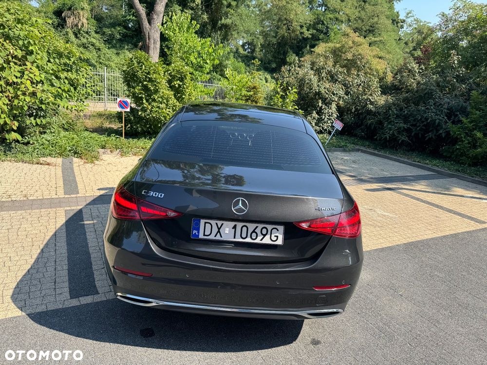 Mercedes-Benz Klasa C 300 4Matic 9G-TRONIC Avantgarde - 7