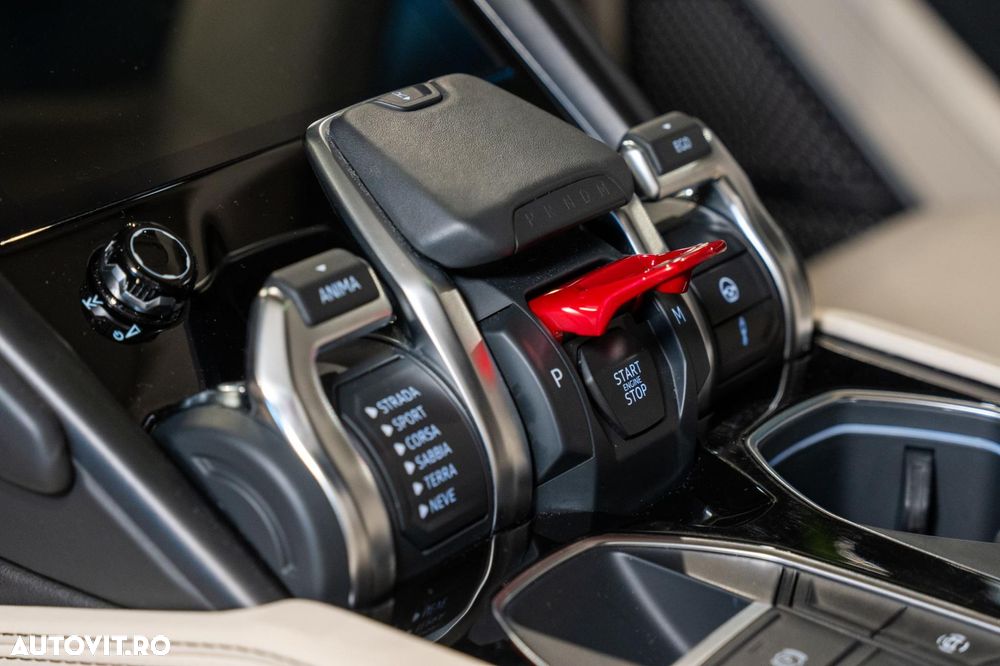 Lamborghini URUS - 40