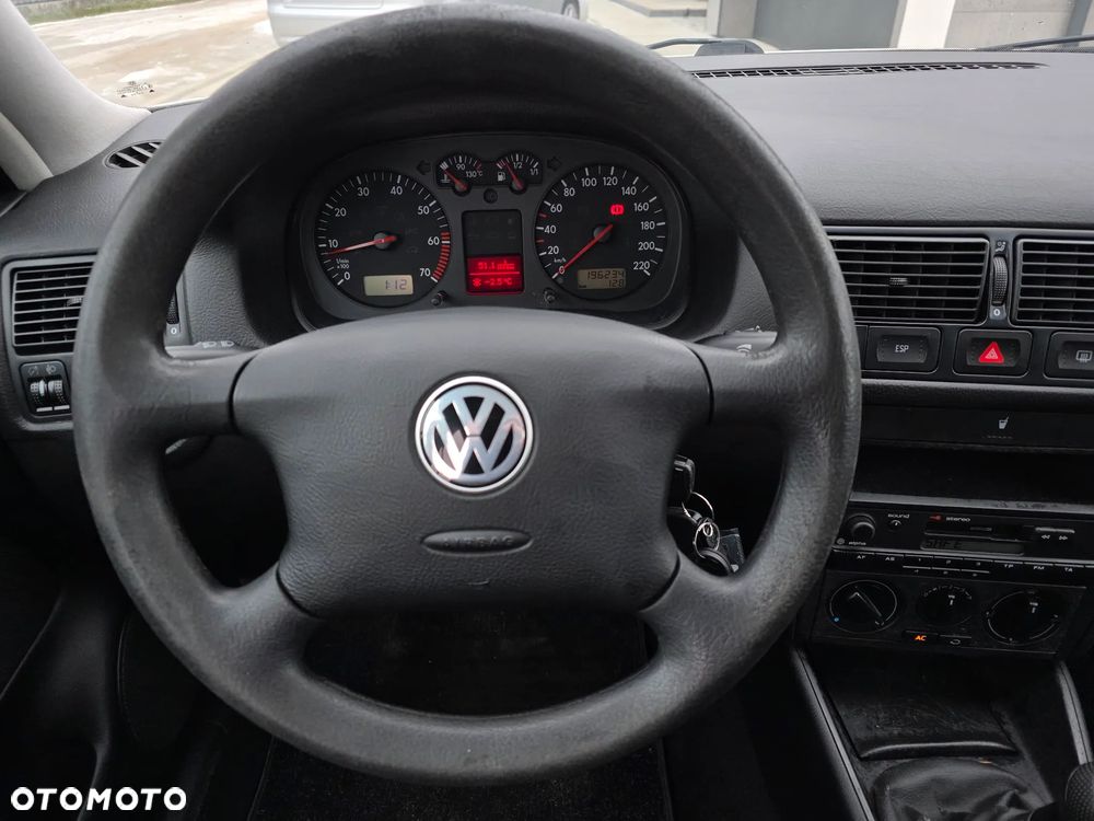 Volkswagen Golf 1.4 Comfortline - 11
