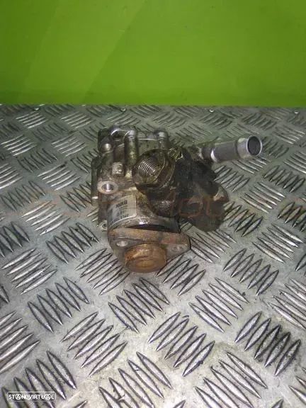 Reparação Peças Motor BMW 320 2.0 TD 2005 Ref 204D4 - 17