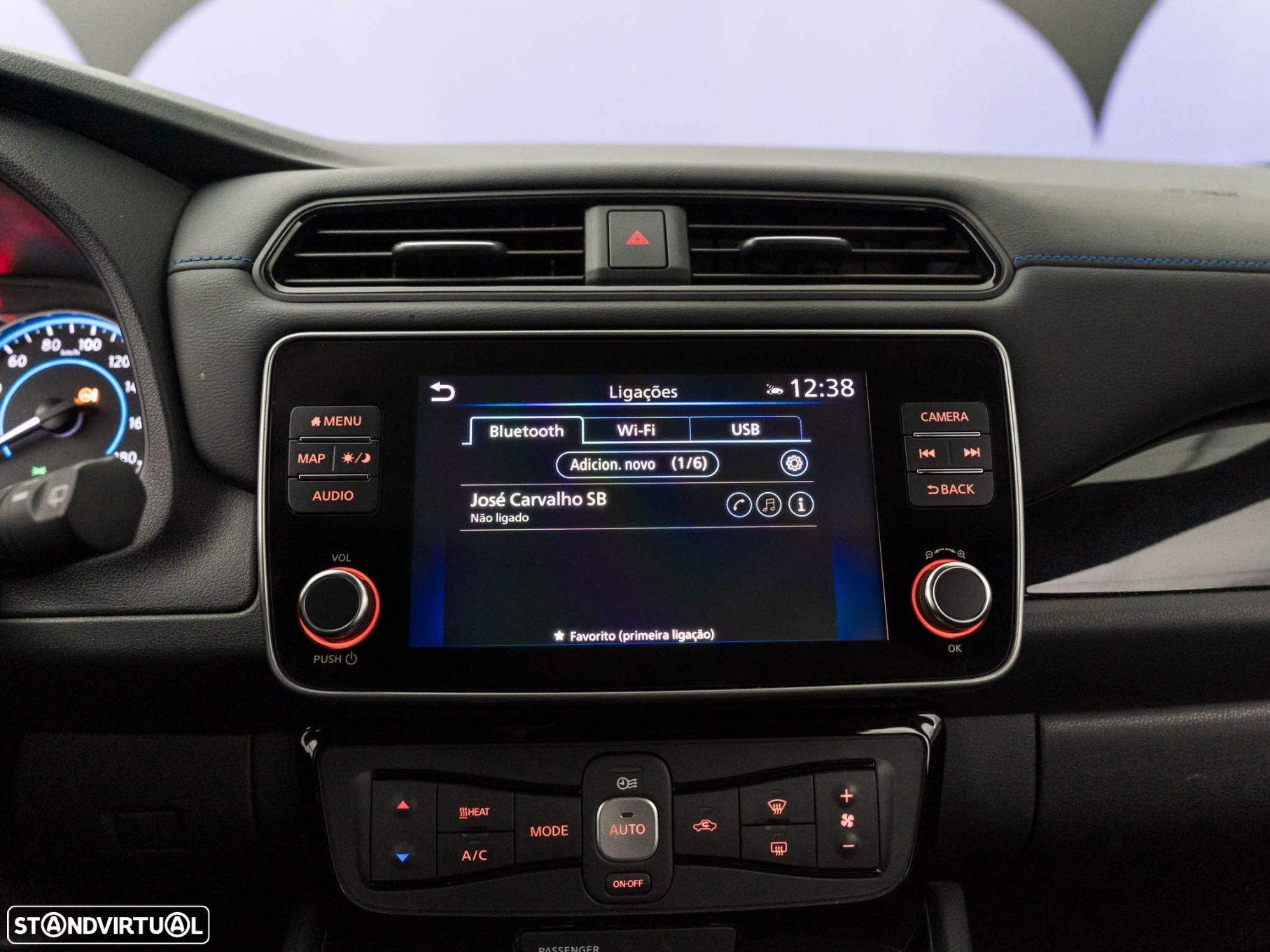Nissan Leaf N-Connecta - 31
