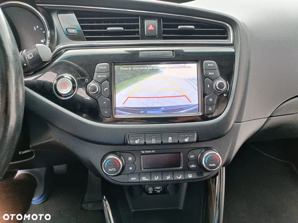 Kia Ceed - 30