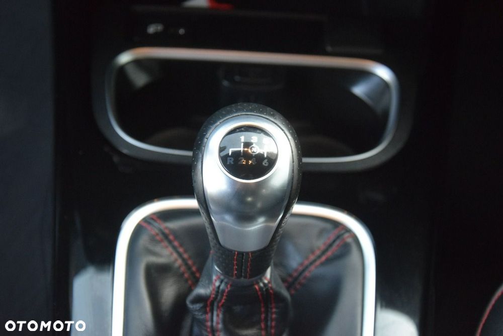 Mercedes-Benz Klasa A 180 AMG Line - 36