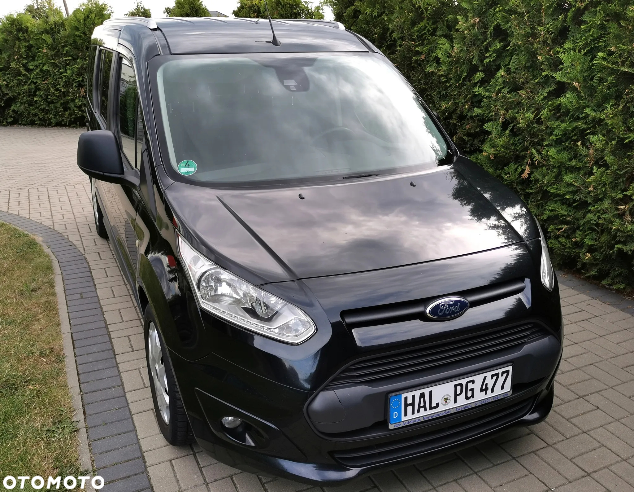 Ford Tourneo Connect Grand - 2