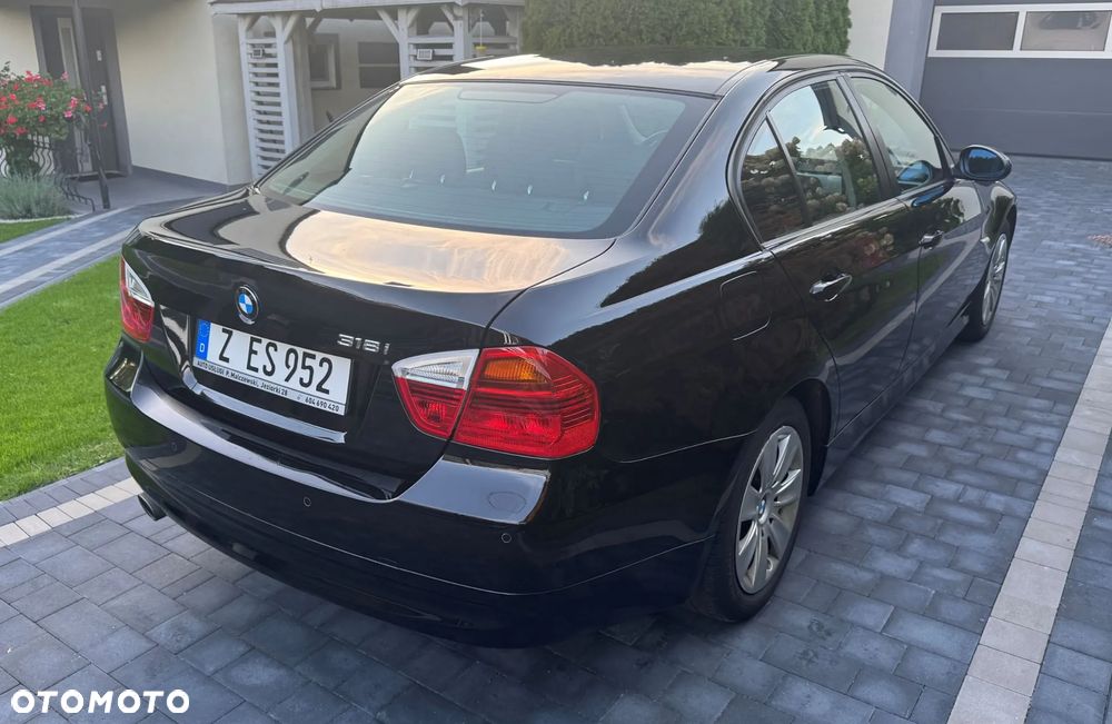 BMW Seria 3 318i Edition Sport - 6