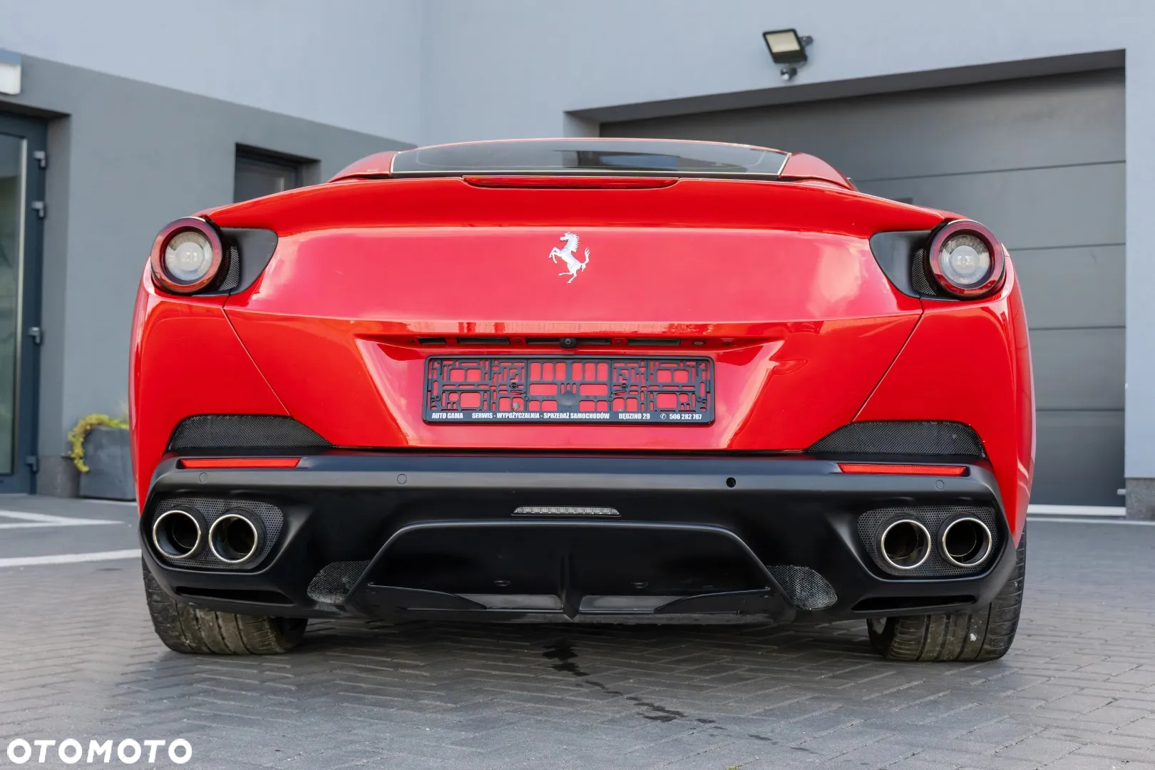 Ferrari Portofino - 9