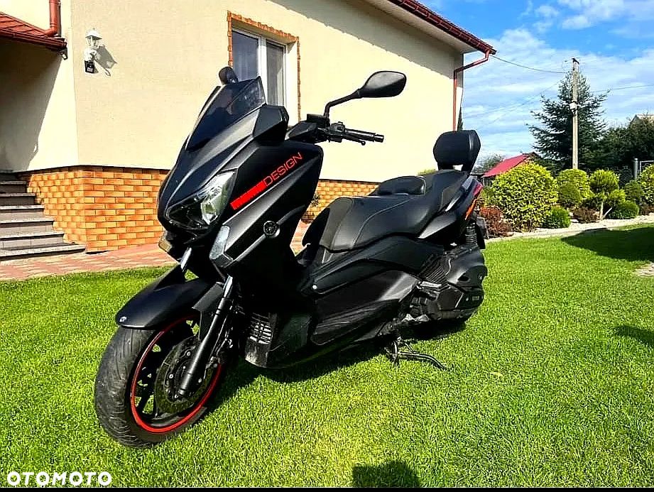 Yamaha X-max - 1