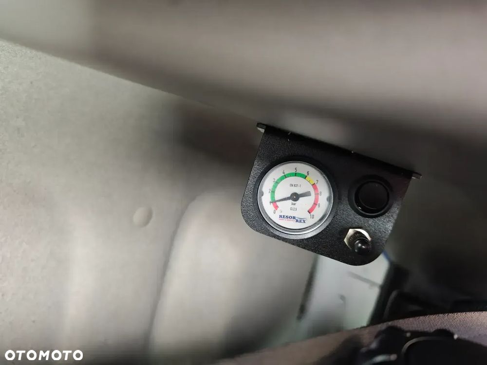 Renault MASTER 2.3DCI 165KM* Kontener 8-EuroPalet dł.420cm, szer.220cm, wys.230cm* POLSKI SALON** 172 TYŚ KM** DMC do 3.5T kat.B** - 23