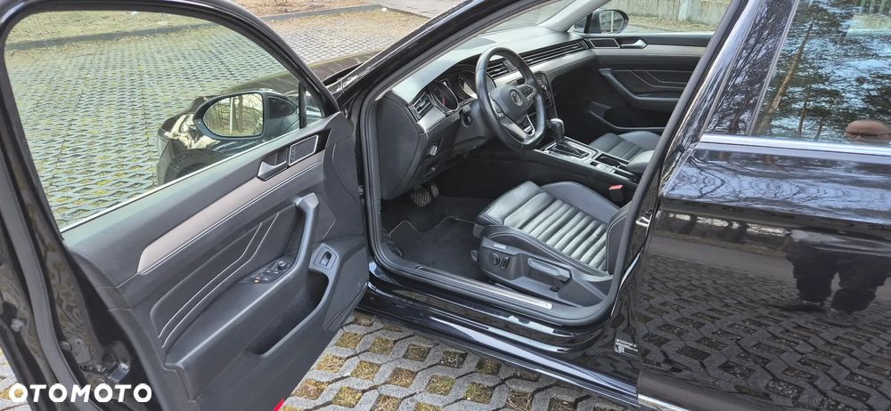 Volkswagen Passat 2.0 TDI 4Mot Elegance DSG - 18