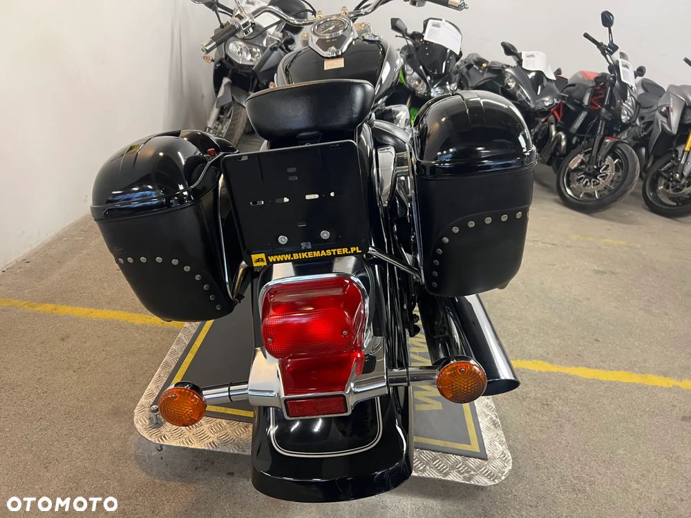 Suzuki VL 800 Volusia - 17