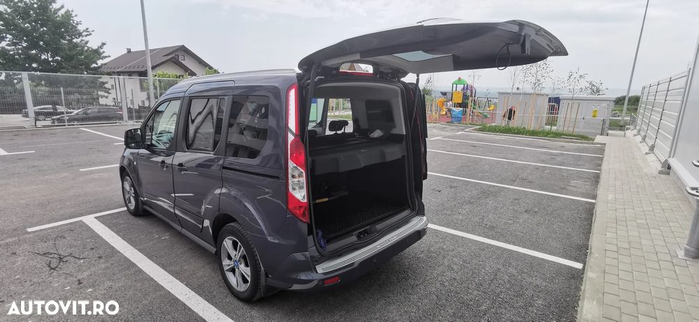 Ford Tourneo - 9