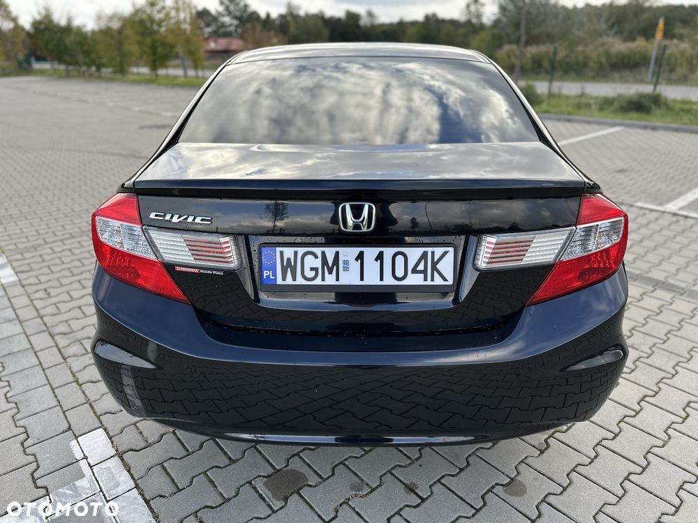 Honda Civic 1.8 Comfort - 11