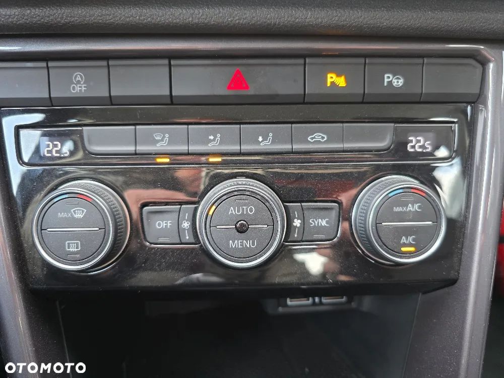 Volkswagen T-Roc 1.0 TSI OPF - 21