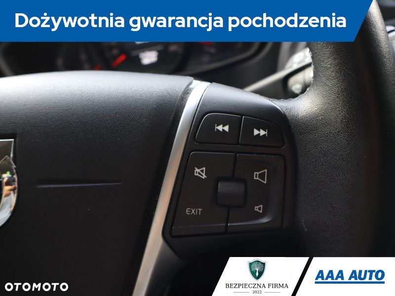 Volvo V40 - 22