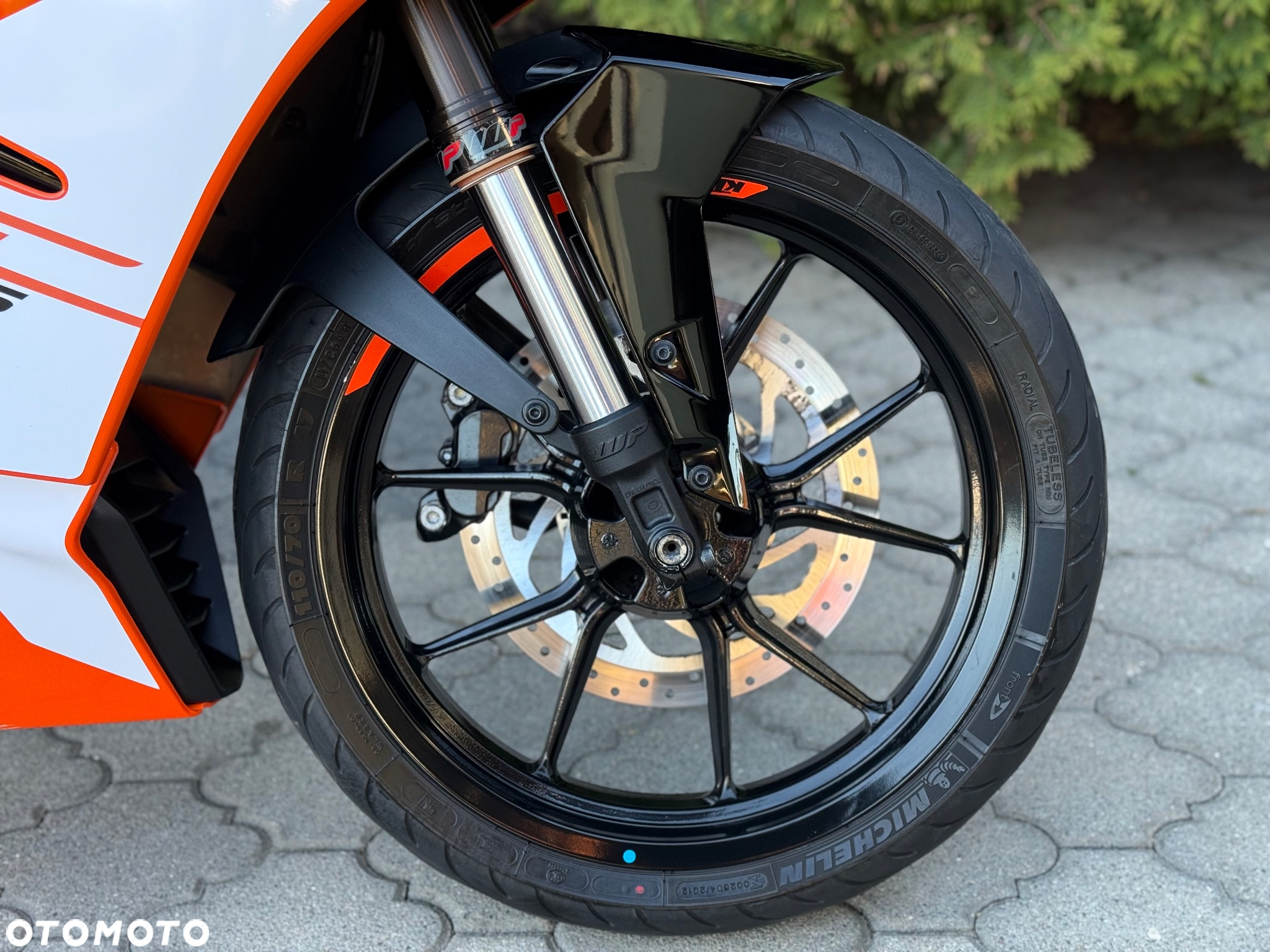 KTM RC 125 - 11