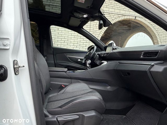Peugeot 5008 - 17
